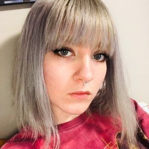 Meet your Posher, Brianna